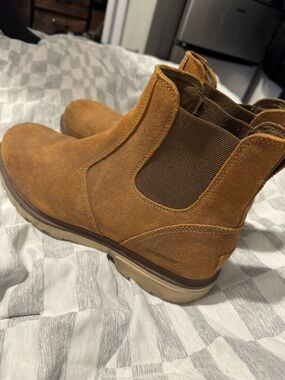 SOREL boots
Cyprus Chelsea Waterproof